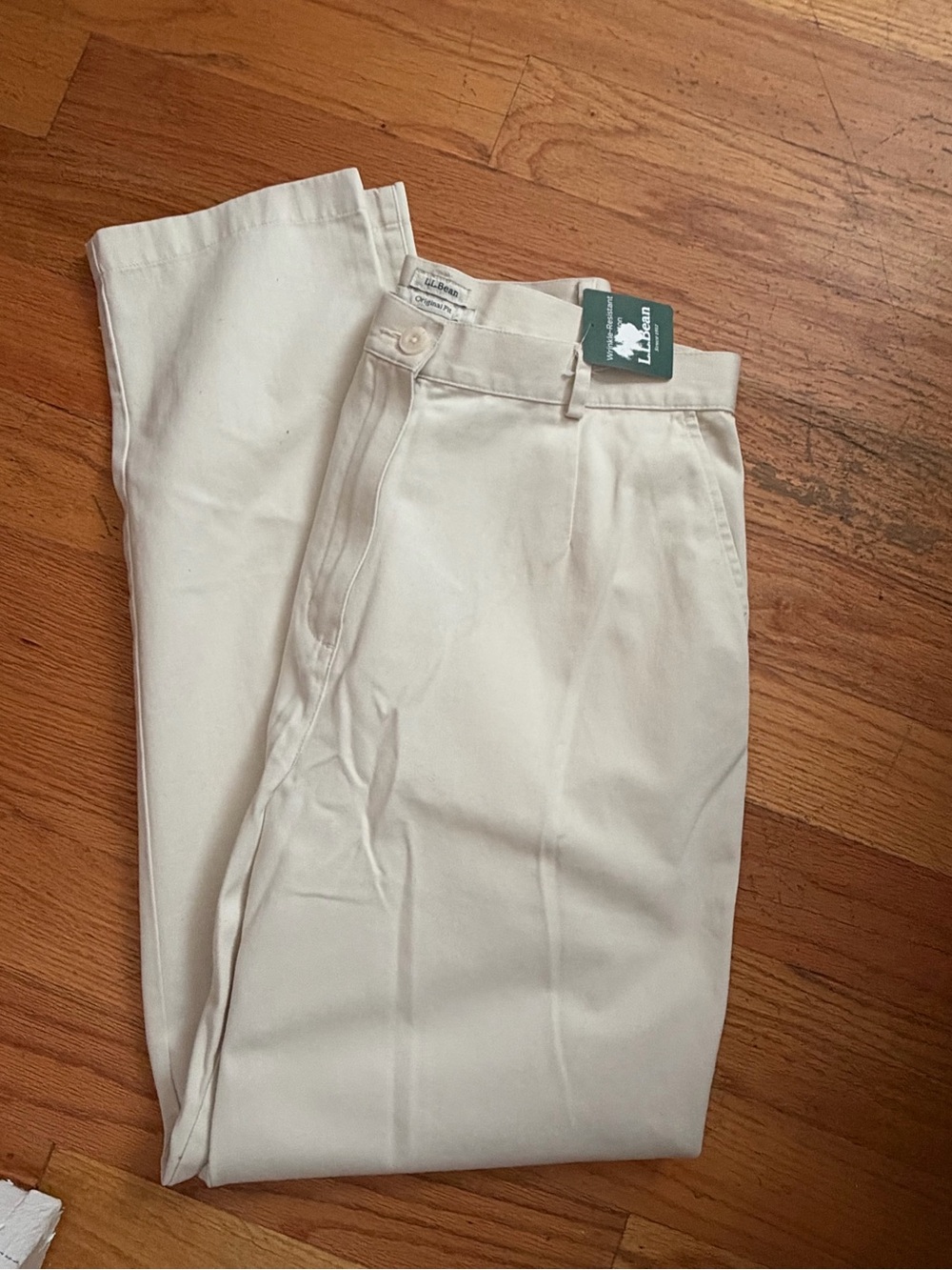 LL Bean Women’s Beige Wrinkle Resistant Original Fit Pants Size 12 Medium Tall